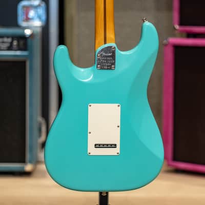 Fender American Ultra Luxe Vintage '60s Stratocaster HSS - Sea Foam Green image 8