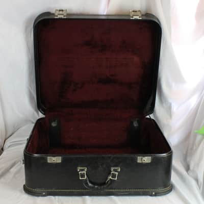 Black Italian Accordion Trolley Hard Case 22" x 18.75 " x 10" (55.75cm x 47.75cm x 25.50cm) image 2