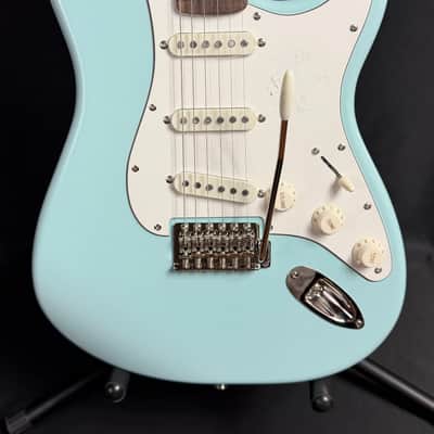 Squier FSR Classic Vibe 70's Stratocaster Electric Guitar Sonic Blue Finish (680) image 2