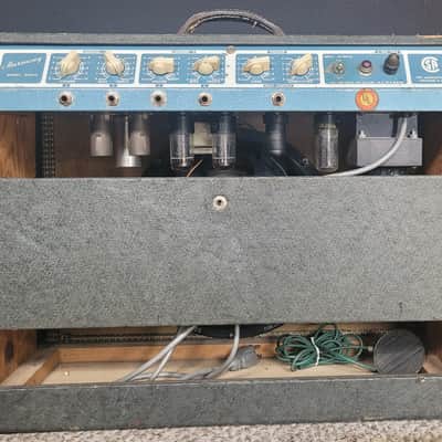 1965 Harmony H306 C Tube Amp With Tremolo 1x12" Original image 2