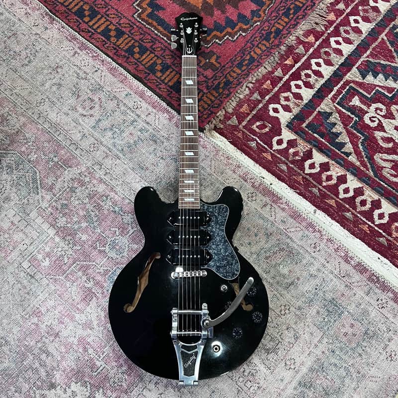 2012 Epiphone Riviera P93 Ltd Edition Black Pearloid