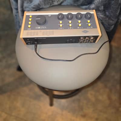 Universal Audio Volt 476P USB-C Audio Interface 2022 - Present - Tan / Gray image 3