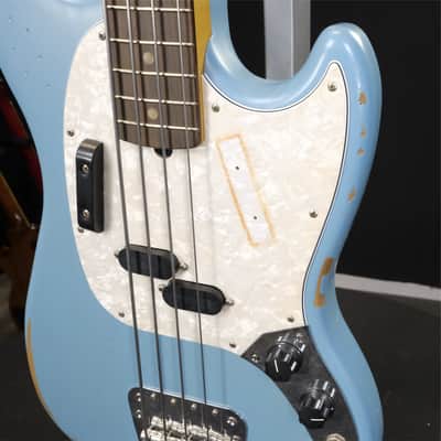 Fender Justin Meldal-Johnsen Road Worn Mustang Bass - Daphne Blue image 8