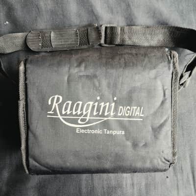 Raagini Electronic Tanpura Digital Drone Unit w/ Bag image 4