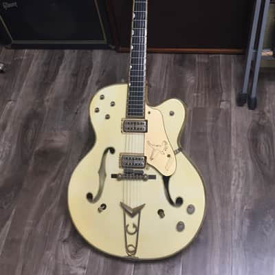 Gretsch 6137 White Falcon "Stereo" 1960 White image 2