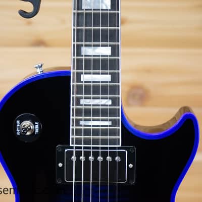 Gibson M2M Les Paul Axcess Custom Figured Top Les Paul Electric Guitar Blue Widow image 3