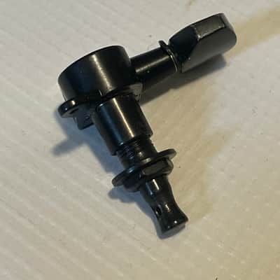 2010's Kramer Pacer Series GOTOH Style 6 In Line RH Tuners Tuning Pegs image 9