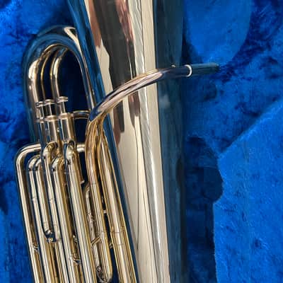 Yamaha YBB-105  3/4 tuba with case new condition ybb105 image 11
