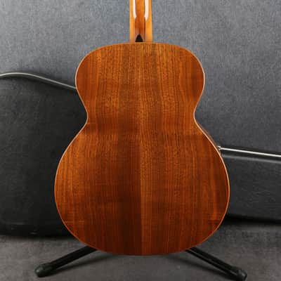 Lowden O Style - Cedar Top - Mahogany Body - Hard Case - 2nd Hand image 6