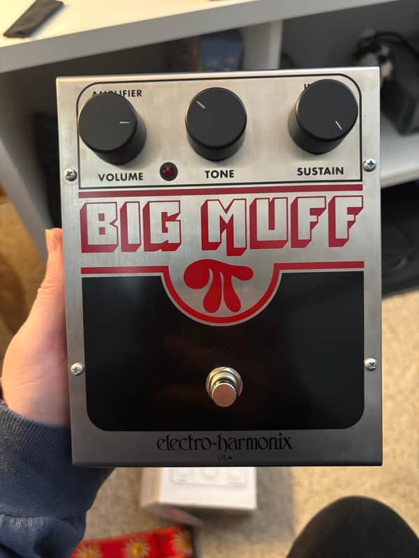 Electro-Harmonix Big Muff Pi 2000 - Present - Silver / Black / Red image 1