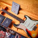 FENDER USA Masterbuilt '64 Reissue Stratocaster Hvy Relic *Greg Fessler "Three Tone Burst + Rosewood" (2009)..
