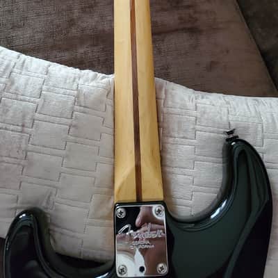 Fender American Standard Stratocaster with Maple Fretboard 2008 - 2016 - Black image 10