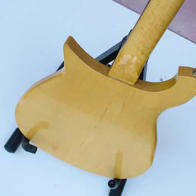 Rickenbacker 450/12 1966 Mapleglo with genuine case image 9