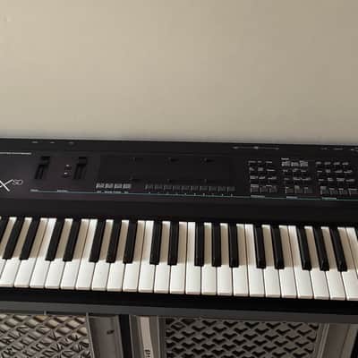 Ensoniq VFX SD Music Production Synthesizer