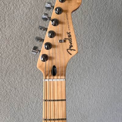 2021 Fender Player Stratocaster with Maple Fretboard - 3-Color Sunburst image 5