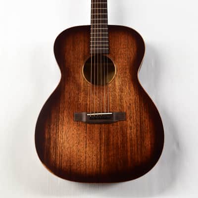 Martin 000-15M StreetMaster - Mahogany Burst image 1
