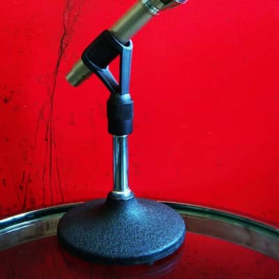 Vintage 1970's AKG D190E dynamic cardioid microphone w mic clip 280 OHMS Low Z D1000E D190E # 3 image 1