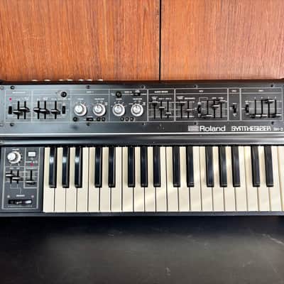 Roland SH-2 vintage analog synthesizer Perfect Working w/ original case