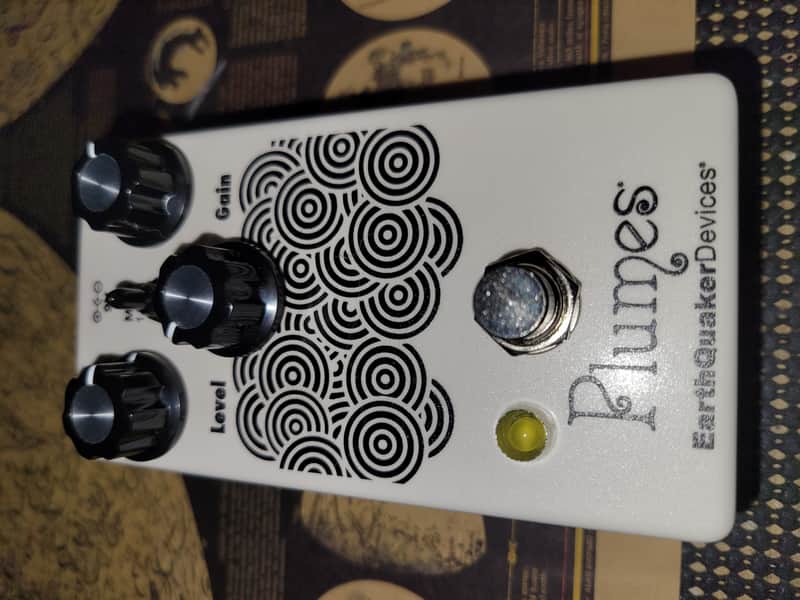 EarthQuaker Devices Plumes Small Signal Shredder