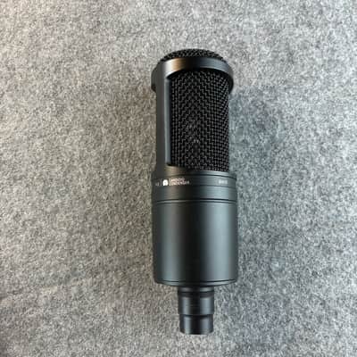 Audio-Technica AT2020 Large Diaphragm Cardioid Condenser Microphone 2010s - Black image 4