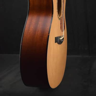 Eastman AC122-2CE Cedar Top Acoustic Electric Grand Auditorium Natural Truetone Satin image 6