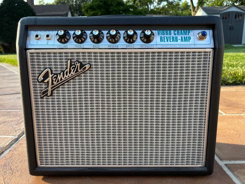 Fender '68 Custom Pro Vibro Champ Reverb 5-Watt 1x10" Guitar Combo 2021 - Present - Black image 1