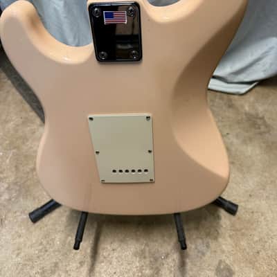 Fender Strat 60’s style partscaster - Shell pink image 6