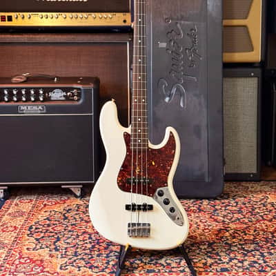 Squier Jazz Bass JV Series – 1984 – Vintage Rare – Upgraded with Lindy Fralin Pickups – W/OHSC image 2