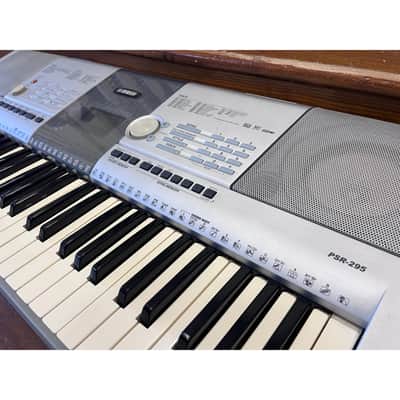 SECONDHAND Yamaha PSR-295 Keyboard image 2
