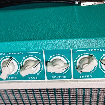 Tone King Imperial MKII 20-Watt 1x12" Guitar Combo 2015 - Present - Turquoise image 3