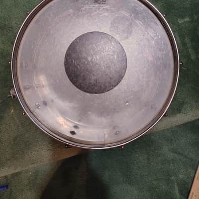 Ludwig 5x14" Vistalite Acrylic 10-Lug Snare Drum with P-85 Strainer 1970s - Clear image 9