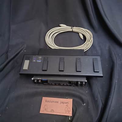 Zoom 9050 Guitar Multi Effects Processor with FC50 Foot Controller Untested image 1