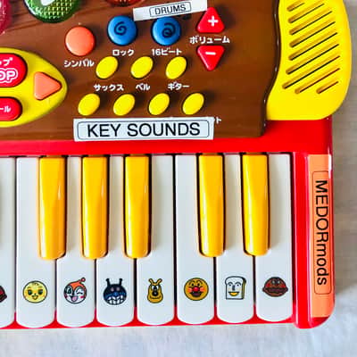 Circuit bent toy keyboard image 4