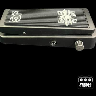 Dunlop JC95FFS Jerry Cantrell Signature Firefly Cry Baby Wah -x19039 image 2