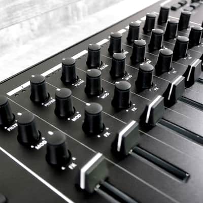 MC-707 Groovebox image 7