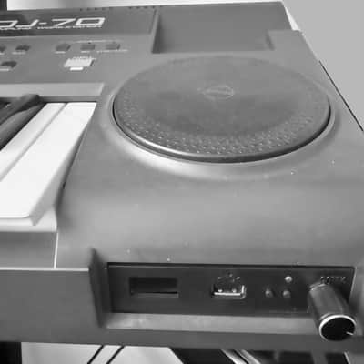 Roland DJ-70 Sampling Workstation with USB sample-loading mod image 2