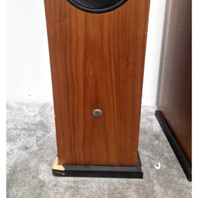 Linn Majik 140 - Hi-Fi Speakers Pair - Walnut - Good image 12