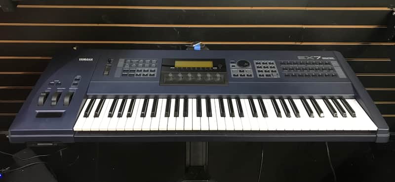 Yamaha EX 7 Keyboards 61-Key image 1