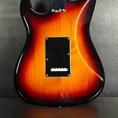 Fender American Special Stratocaster HSS 2011 - gloss image 3