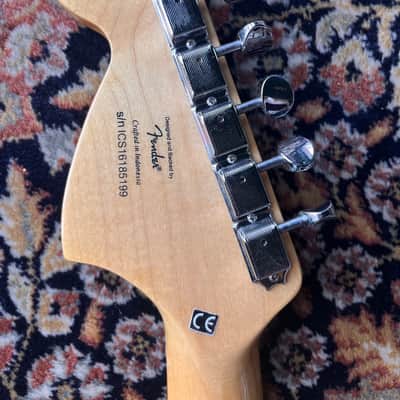Squier stratocaster classic vibe scalloped image 21