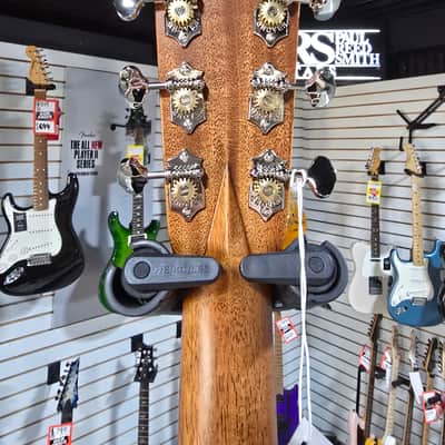 Martin (2025) 000-28 Left Handed Acoustic Guitar - Natural W/ OHSC & PLEK*D #199 image 9