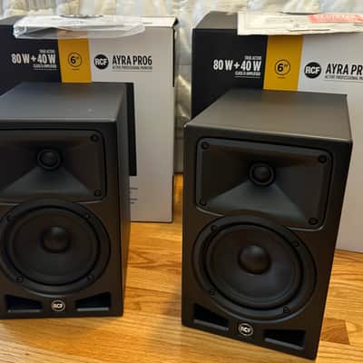 RCF AYRA PRO 6 2-Way 6" Active Studio Monitor (Pair) Black image 1
