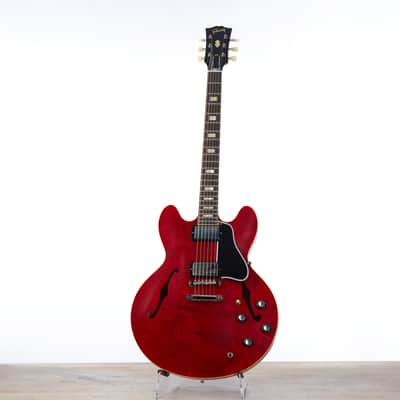 Gibson Custom 1964 ES-335 Reissue, Sixties Cherry | Demo image 2