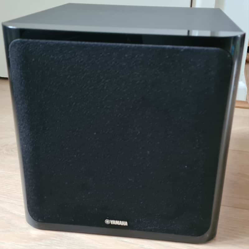 YAMAHA NS-SW20 45W POWERED ACTIVE SUBWOOFER with 5m CABLE image 1