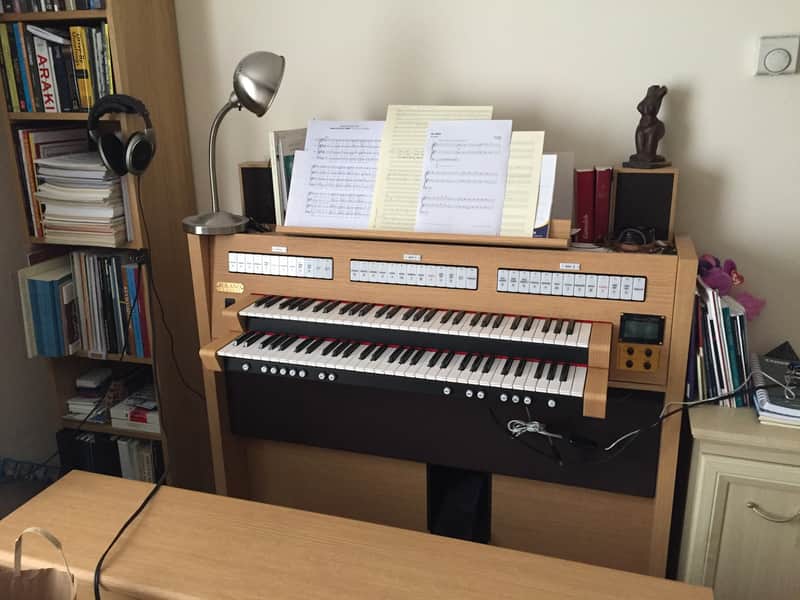 ローランド・クラシック・オルガンC-330 c-330-da_front_main.jpg