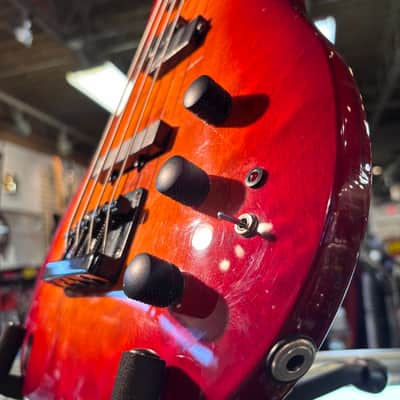 Alvarez Bass 1990's - Cherry Sunburst image 2