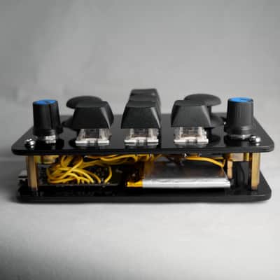madMidi Wireless Acrylic Midi Controller image 4