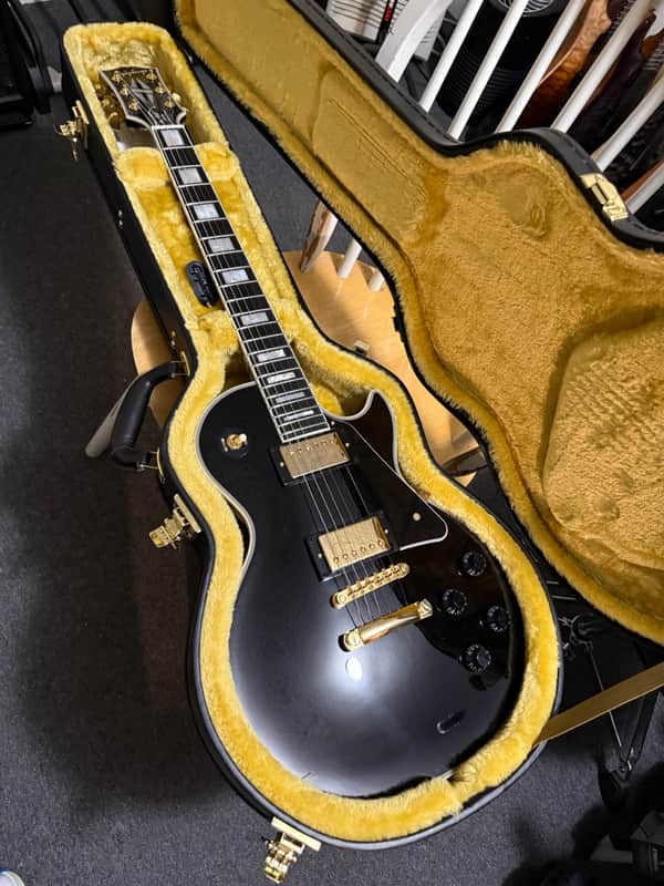 Epiphone "Inspired by Gibson Custom" Les Paul Custom