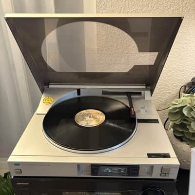 Sansui P-L40 Linear Tracking Direct Drive Automatic Turntable. Serviced. Japan! Sansui P-L40 Linear Tracking Direct Drive Automatic Turntable. Serviced. Japan! image 2