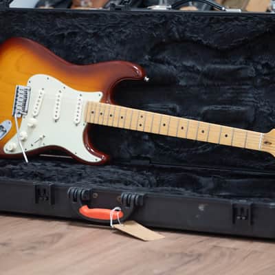2011 Fender USA American Deluxe Ash Stratocaster - Tobacco Sunburst image 15